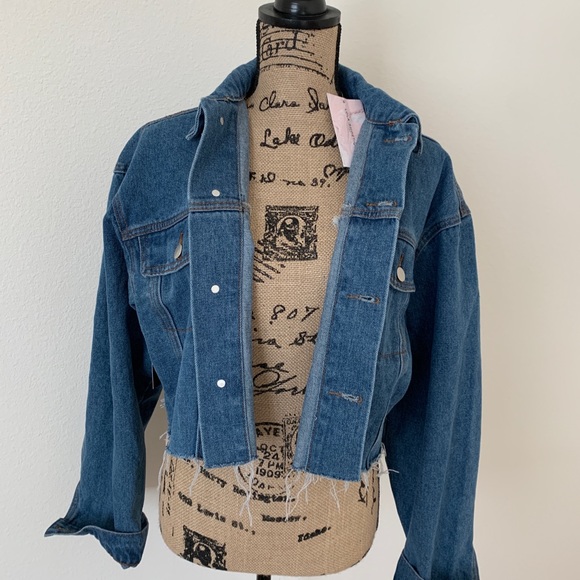 NWT: Denim Jacket Size Large - Picture 3 of 4